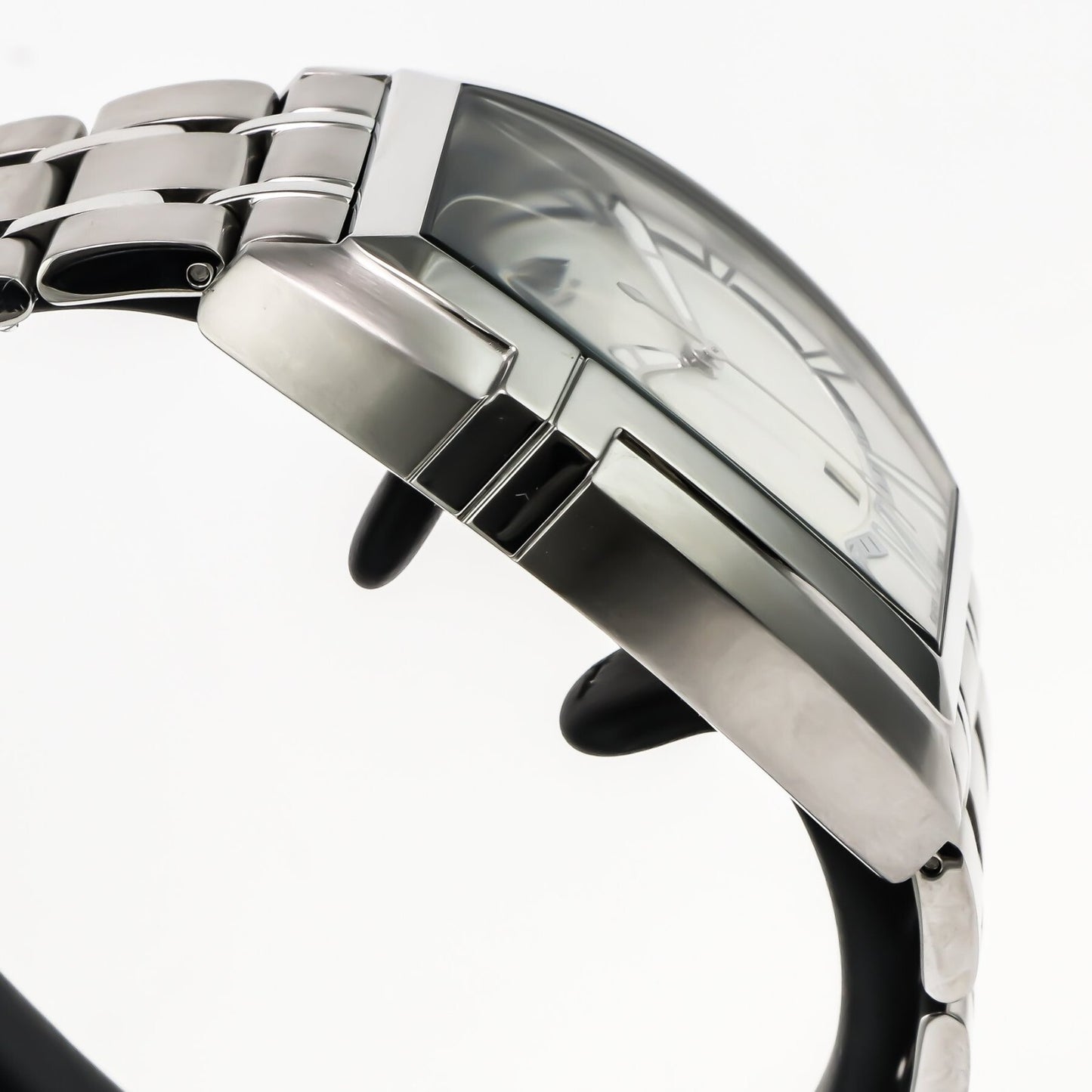 Optima • Swiss Watch • Stainless Steel • 43mm • Quartz • 3ATM • OSM239