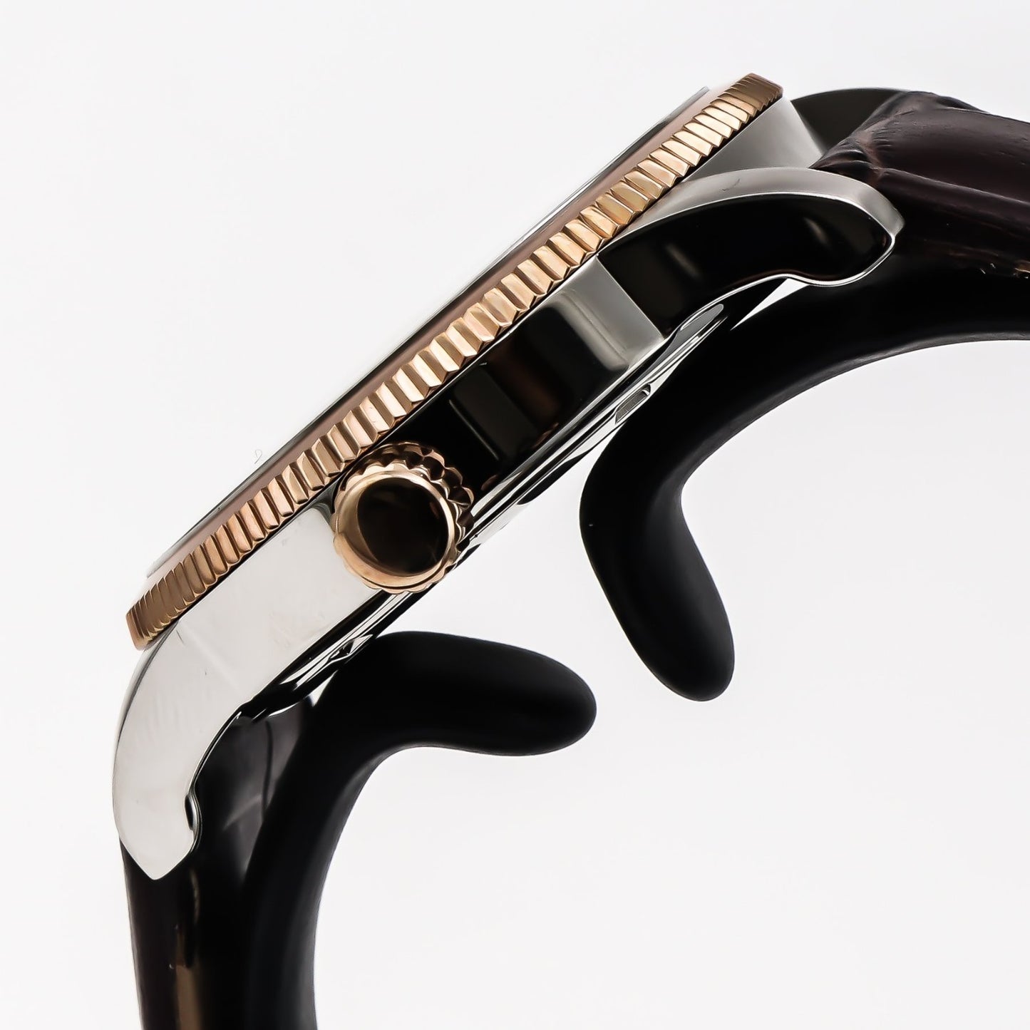 Murex • Swiss Watch • Stainless Steel • 42mm • Quartz • 5ATM • MUM543