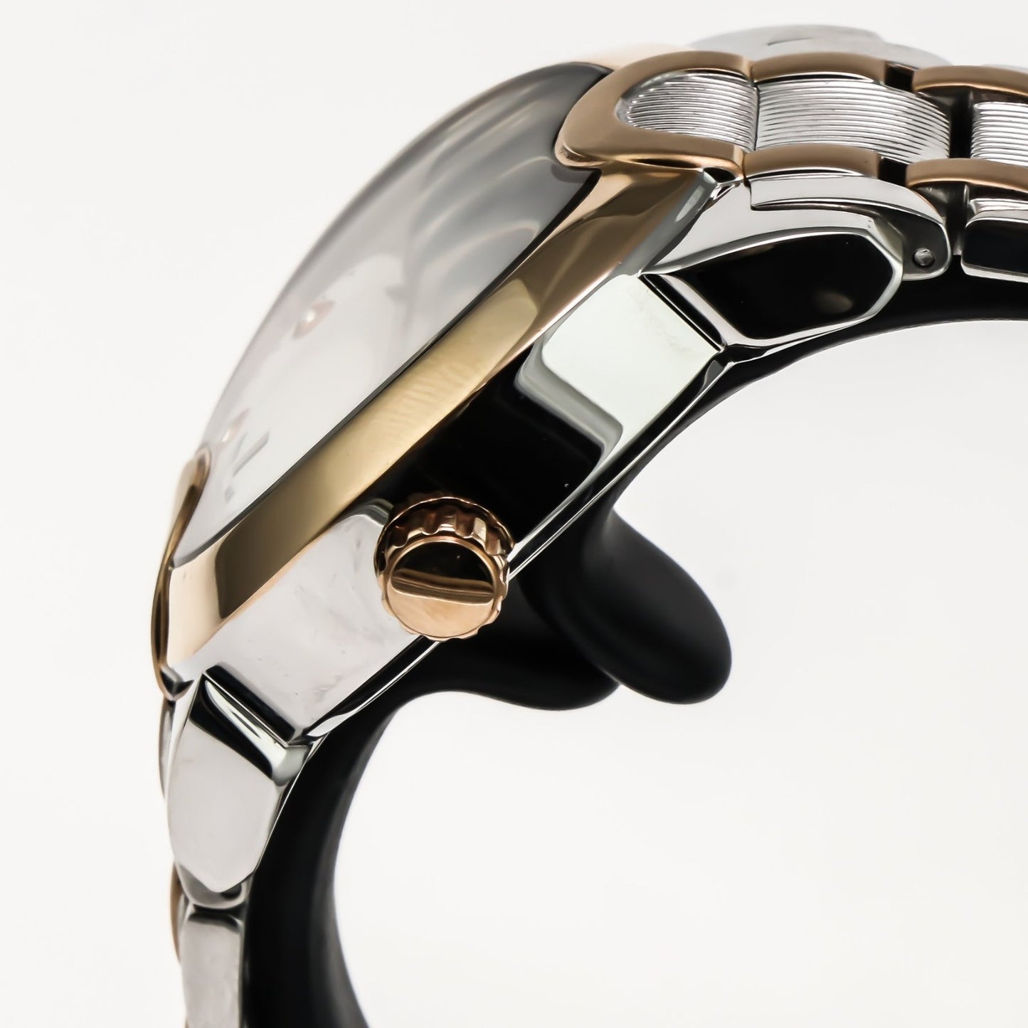 Optima • Swiss Watch • Stainless Steel • 40mm • Quartz • 3ATM • OSL233