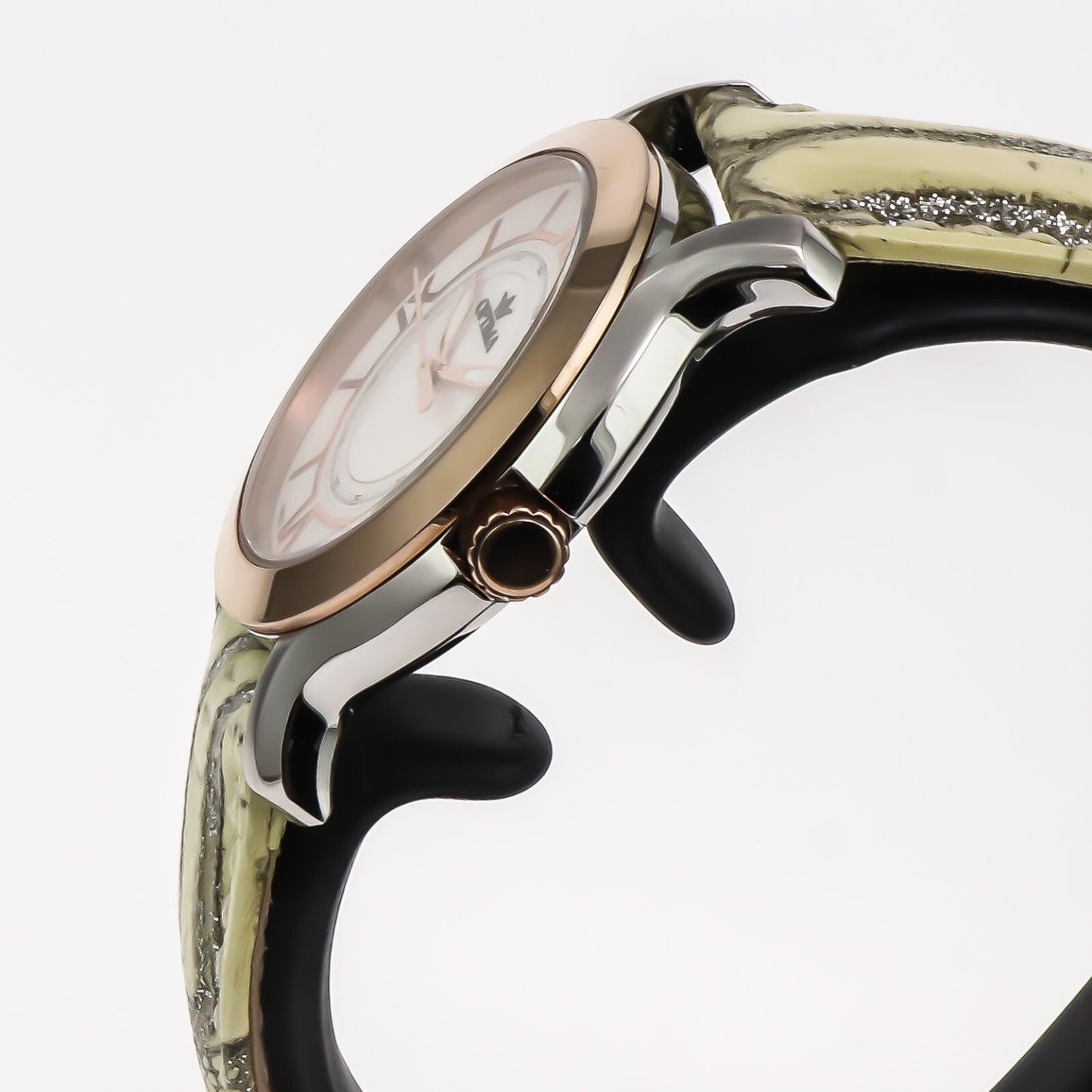 Optima • Swiss Watch • Stainless Steel • 38mm • Quartz • 5ATM •OSL267