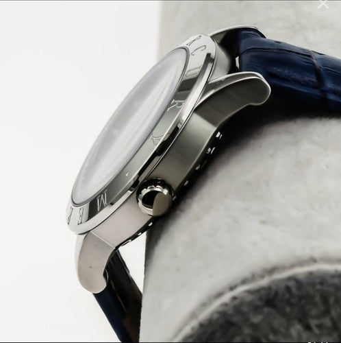Mercury • Swiss Women's Watch • 36mm WR50M • ME340-SL-9 • Big Date