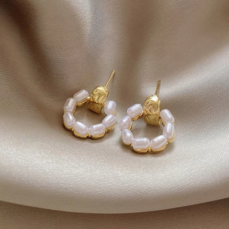 Pearl Ear Cuff Clip Earrings • Non Piercing • C-Shaped Minimalist Women Jewelry