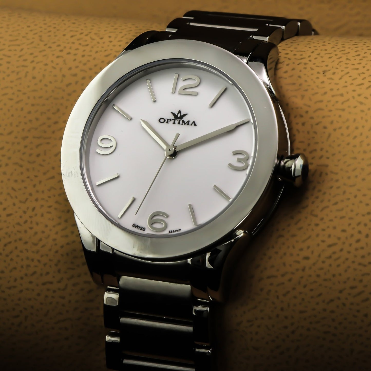 Optima • Swiss Watch • Stainless Steel • Quartz • 39mm • 5ATM • OSL352