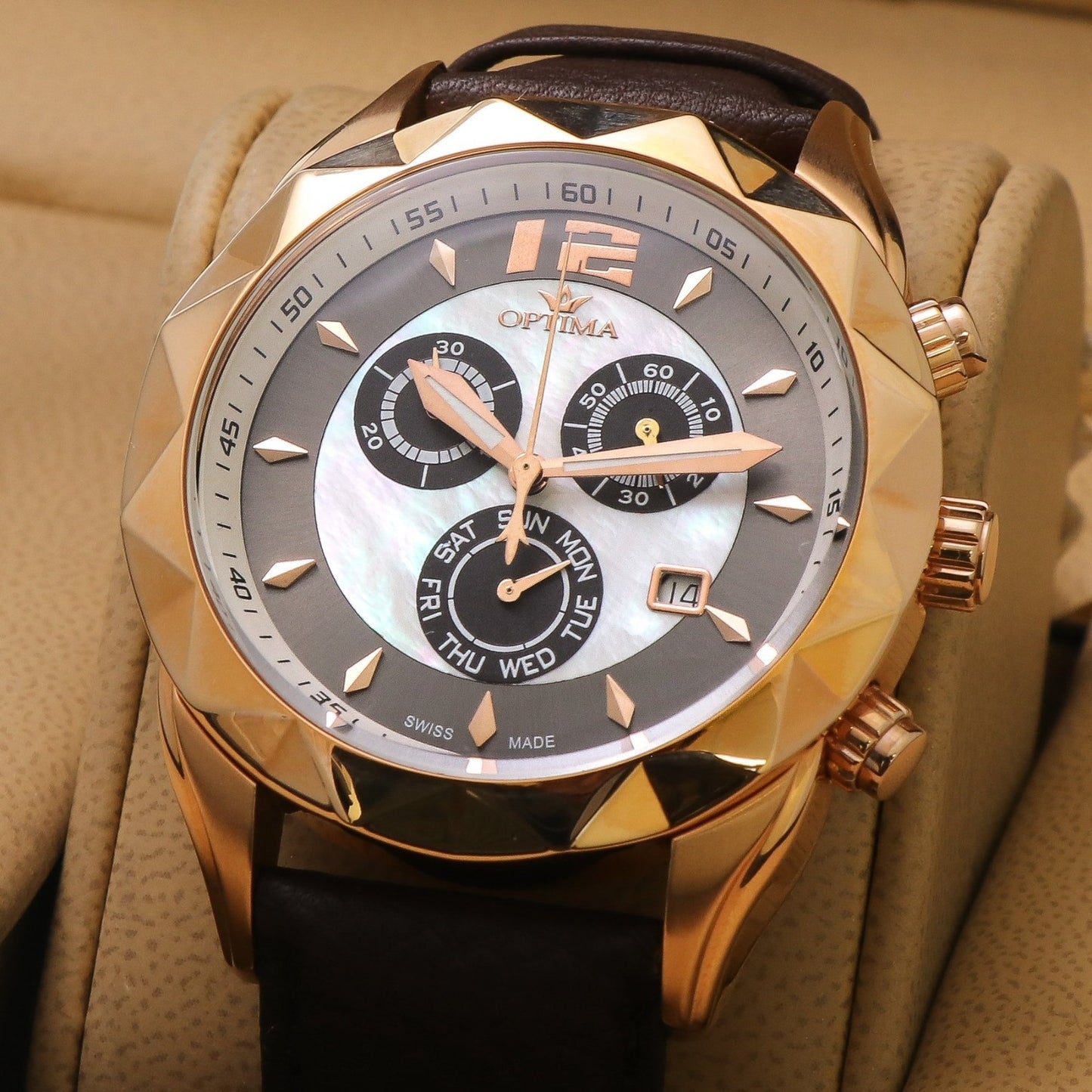 Optima • Swiss Chronograph Watch • Stainless Steel • 44mm • Quartz • OSC268