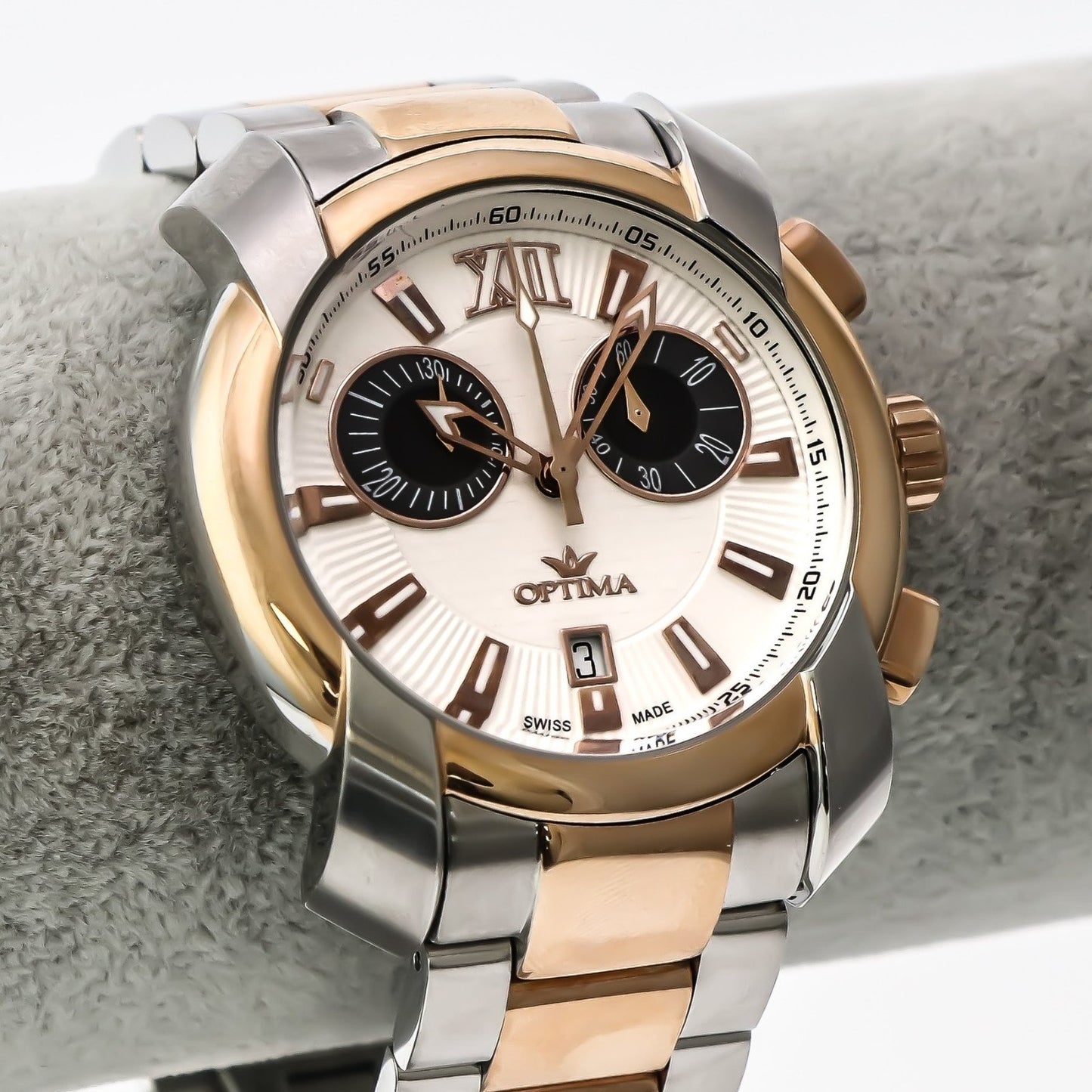 Optima • Swiss Chronograph Watch • Stainless Steel • Quartz • 43mm  • OSC275