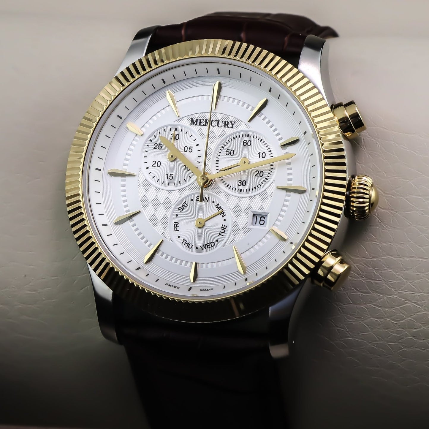 Mercury • Swiss Chronograph Watch • Stainless Steel • 46mm • Quartz • ME460