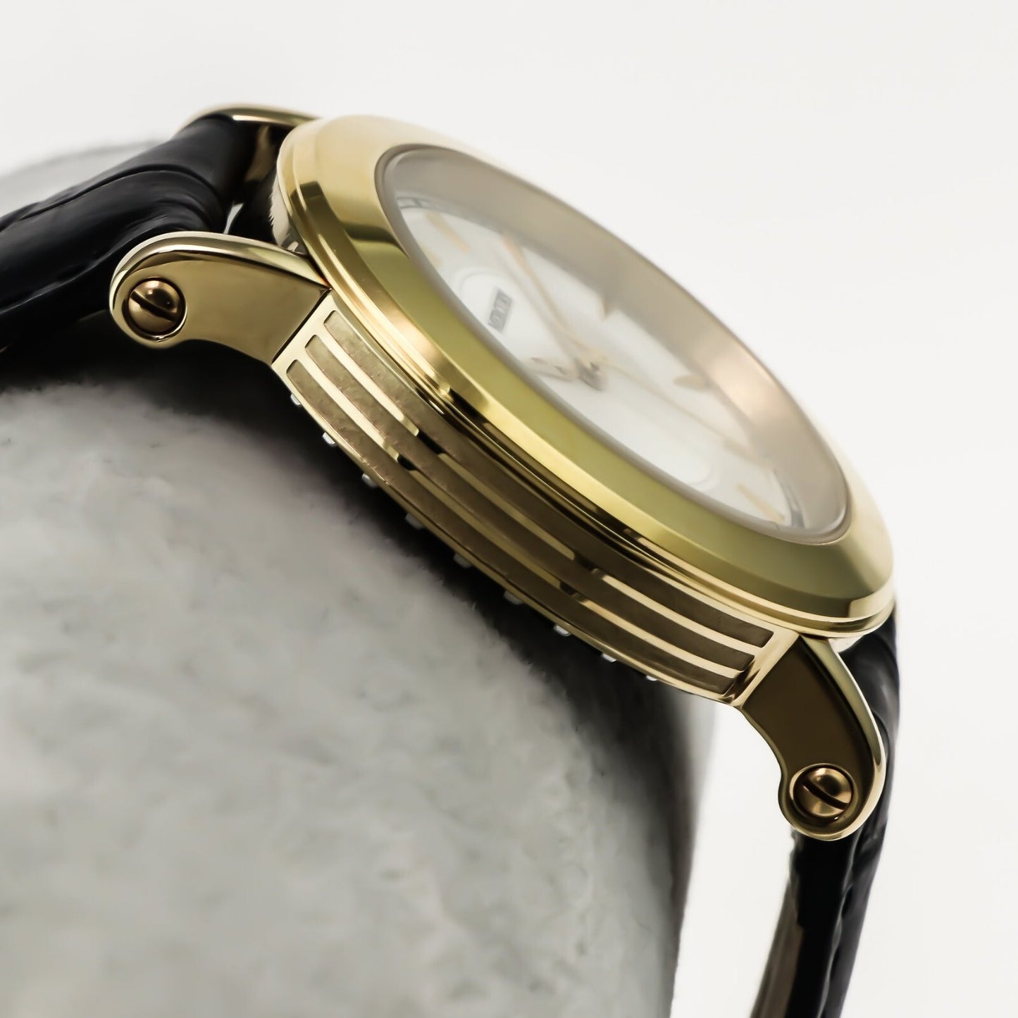 Mercury • Swiss Watch • Stainless Steel • 36mm • Quartz • 5ATM • ME295
