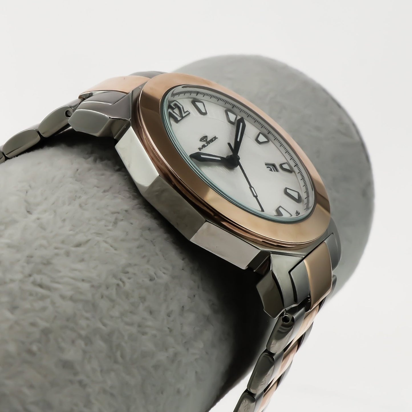 Murex • Swiss Watch• Stainless Steel • 40.60mm • Quartz • 3ATM • RSL872