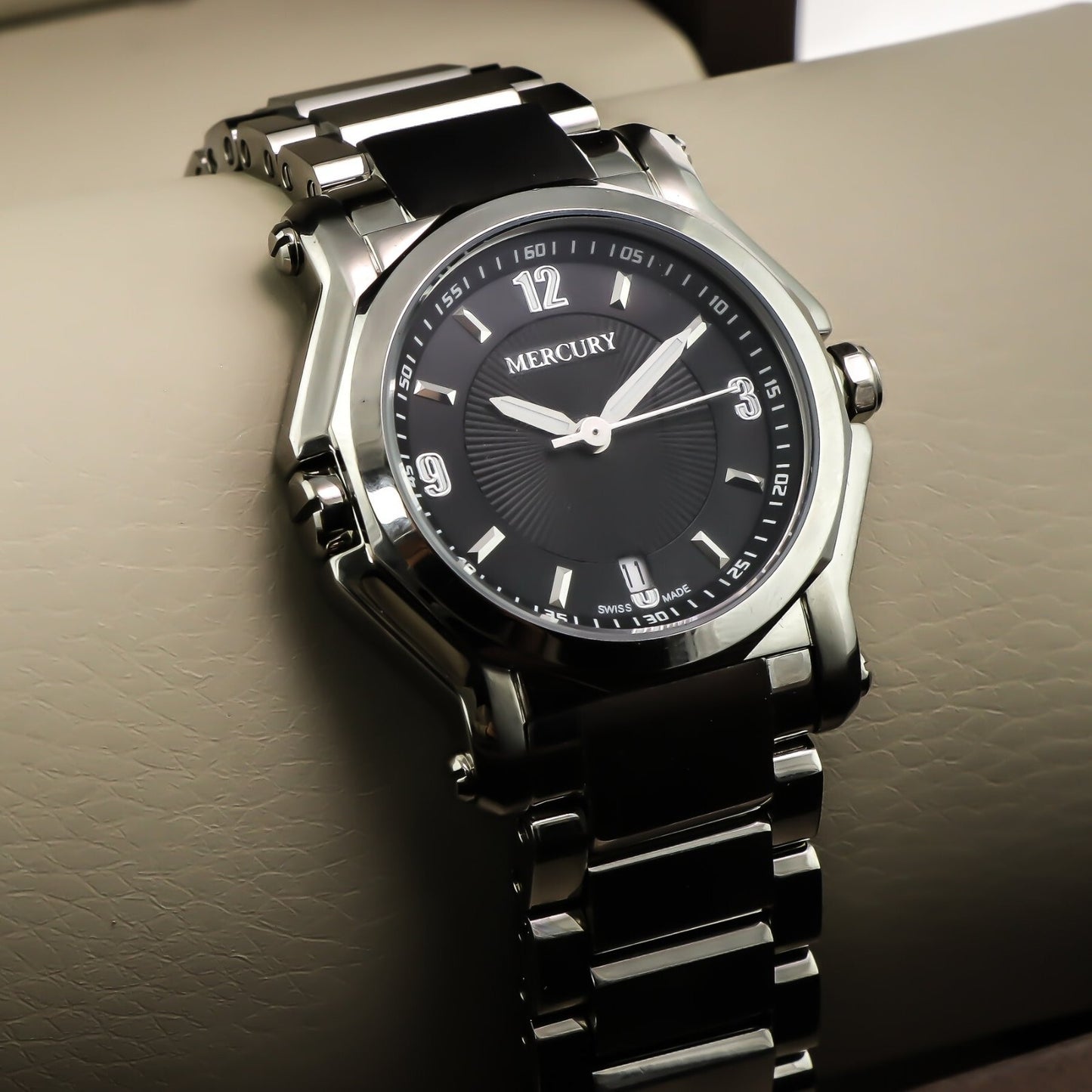 Mercury • Swiss Watch • Stainless Steel • 33mm • Quartz • 5ATM • ME1080