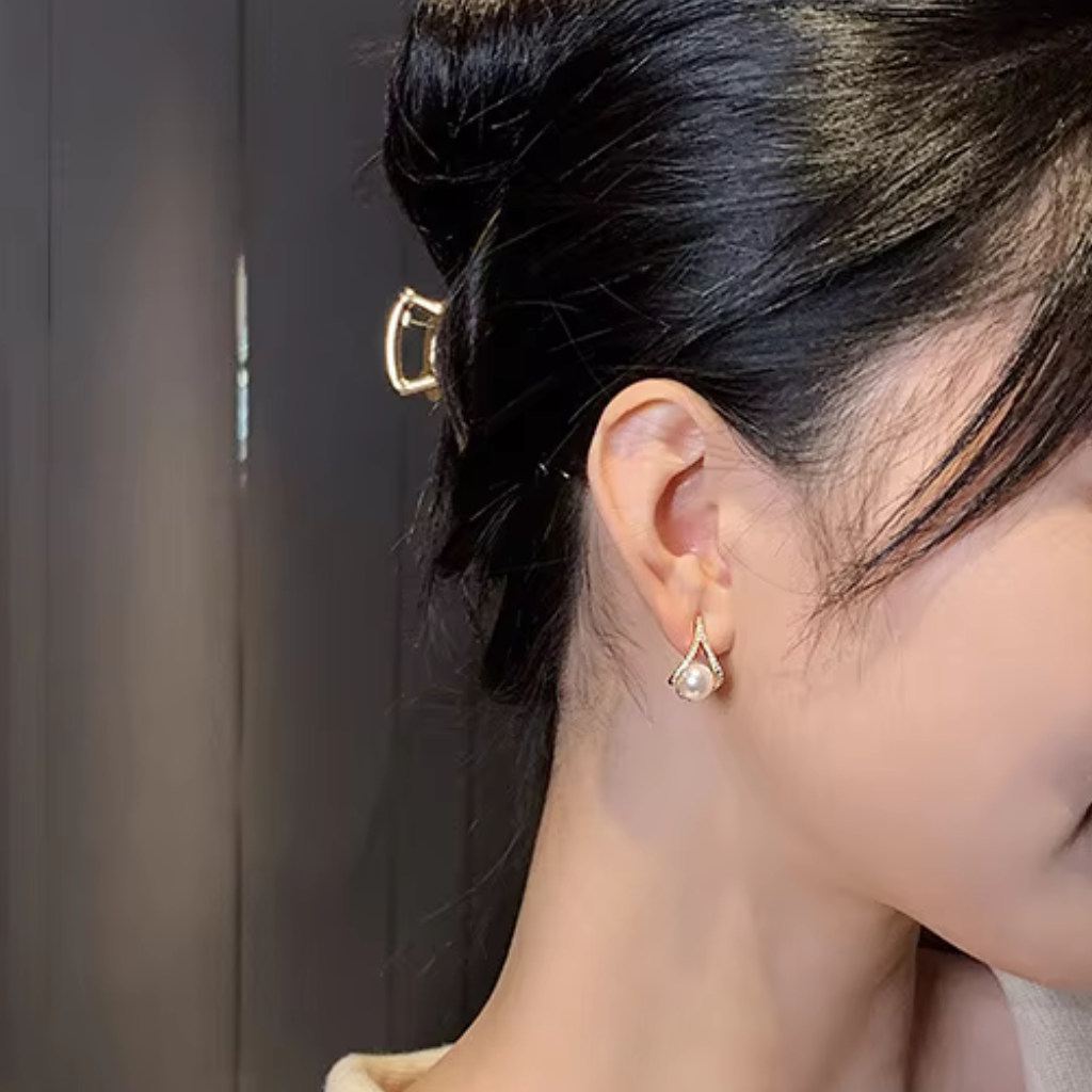 White Imitation Pearl Stud Earrings • Crystal Rhinestone • Women Trendy Jewelry