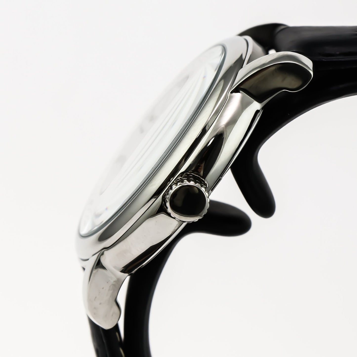 Mercury • Swiss Watch • Stainless Steel • Quartz • 41mm • 5ATM • ME410