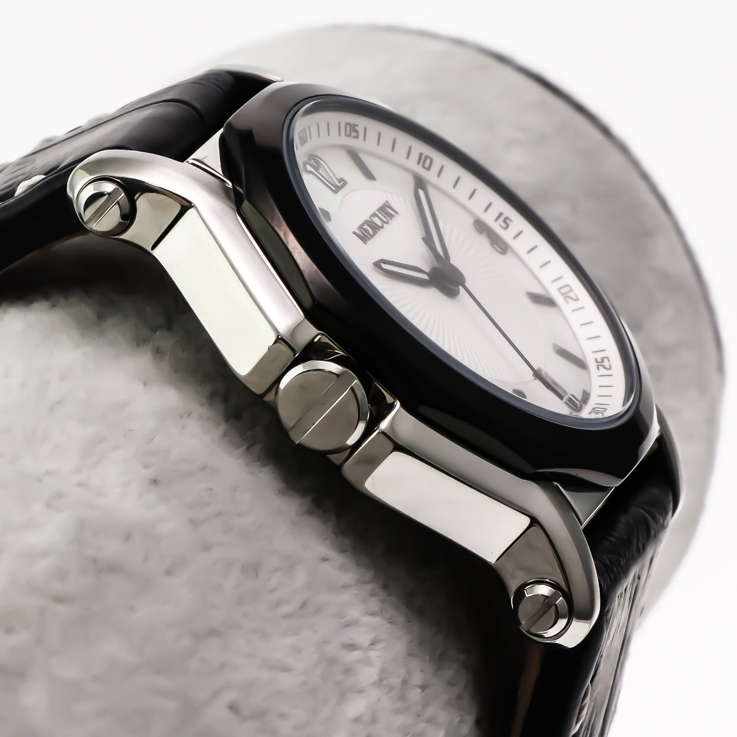Mercury • Swiss Watch • Stainless Steel • 39.50mm • Quartz • 3ATM • ME1080
