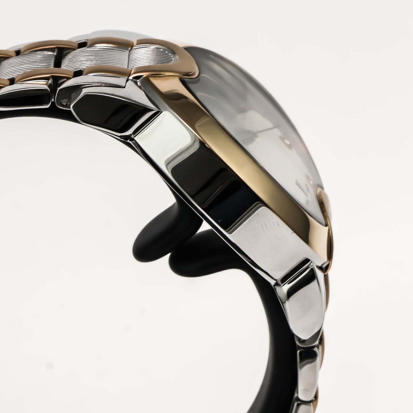 Optima • Swiss Watch • Stainless Steel • 40mm • Quartz • 3ATM • OSL233