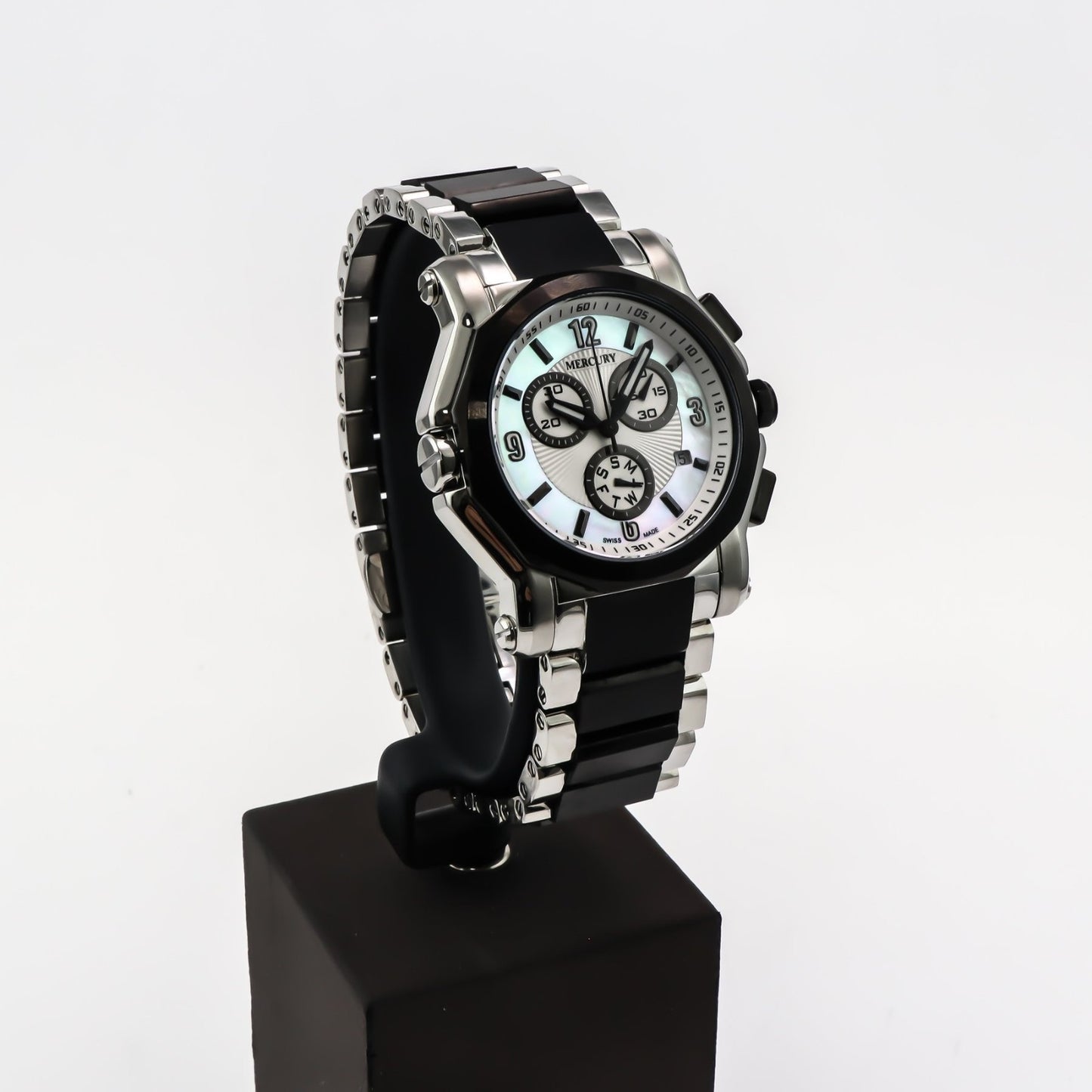 Mercury • Swiss Chronograph Watch • Stainless Steel • Quartz • 42.5mm • ME1075