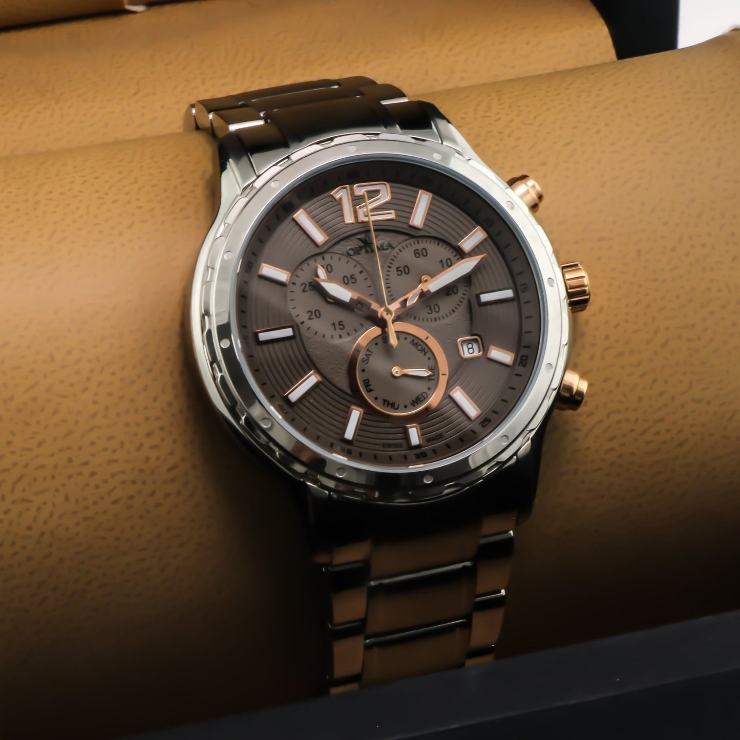 Optima • Swiss Chronograph Watch • Stainless Steel • 44.5mm • Quartz• OSC362