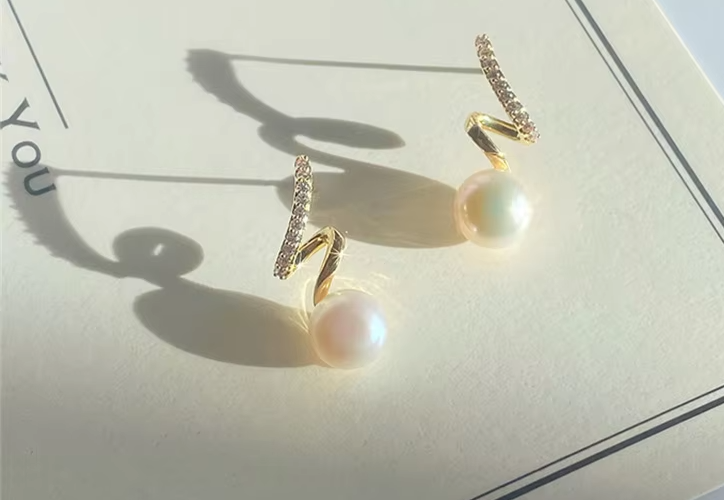 18K Gold Plated Screw Pearl Stud Earrings • Elegant Imitation Jewelry for Women