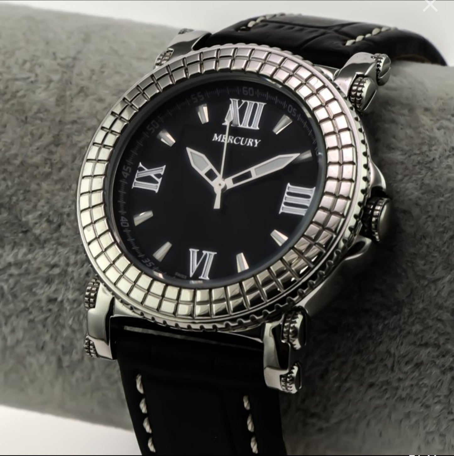 Mercury • Swiss Watch • Stainless Steel • 37mm • Quartz • WR50M • ME10205