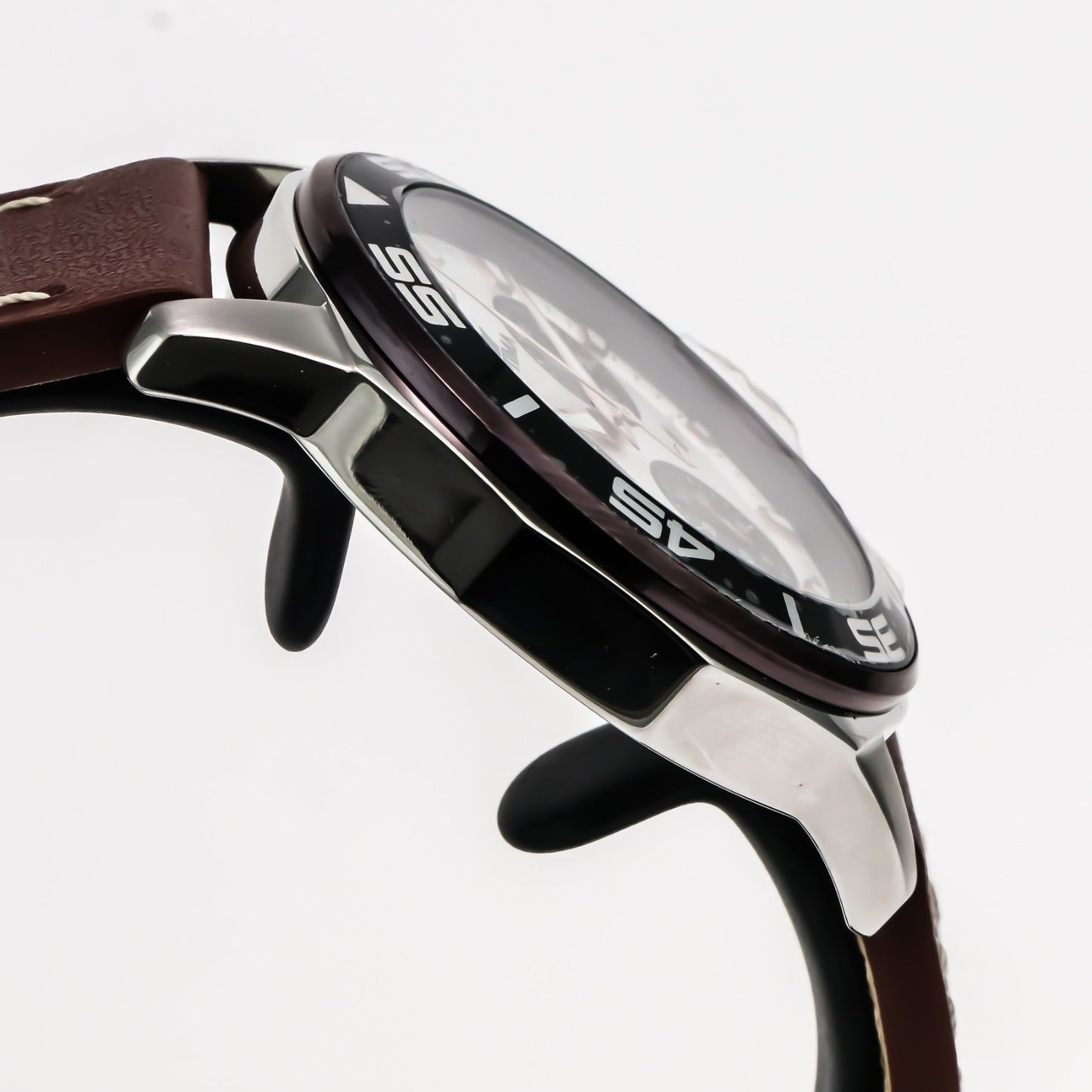 Optima • Swiss Chronograph Watch • Stainless Steel • Quartz • 46.45mm • 5ATM