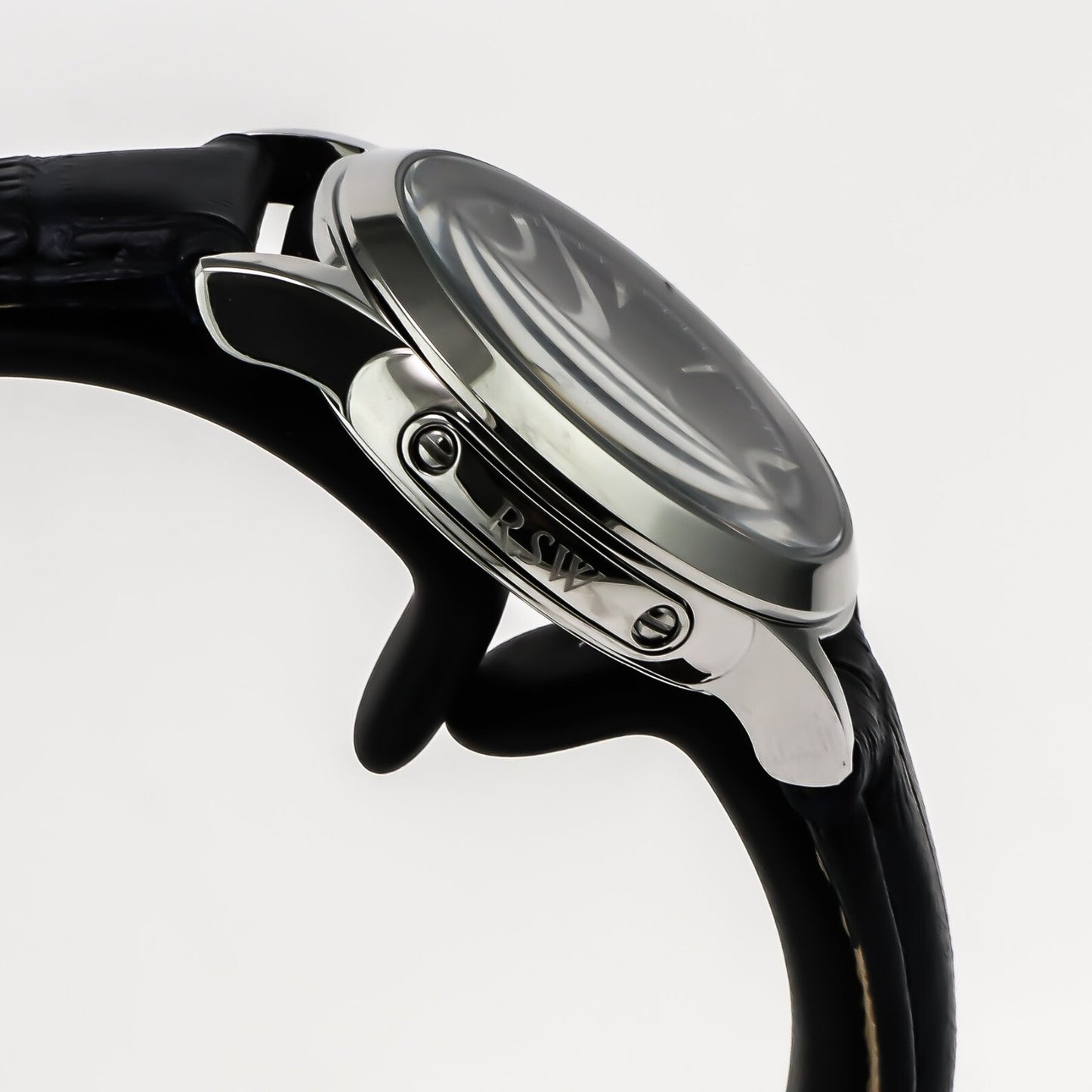 RSW • Swiss Watch • Stainless Steel • 33.90mm • Quartz • 5ATM • RSWL111
