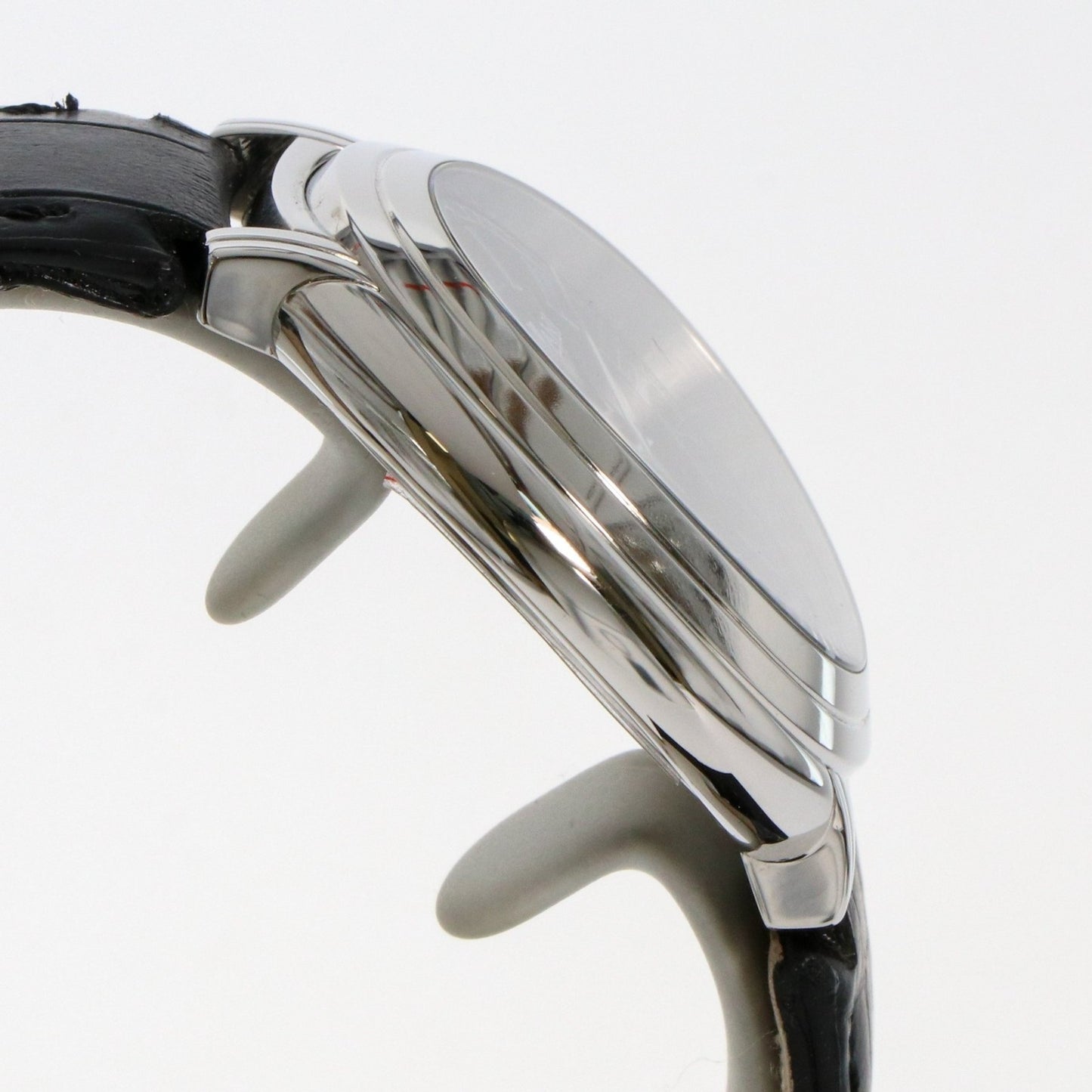 Geovani • Swiss Watch • Stainless Steel • Quartz • 41mm • 3ATM • GOB503
