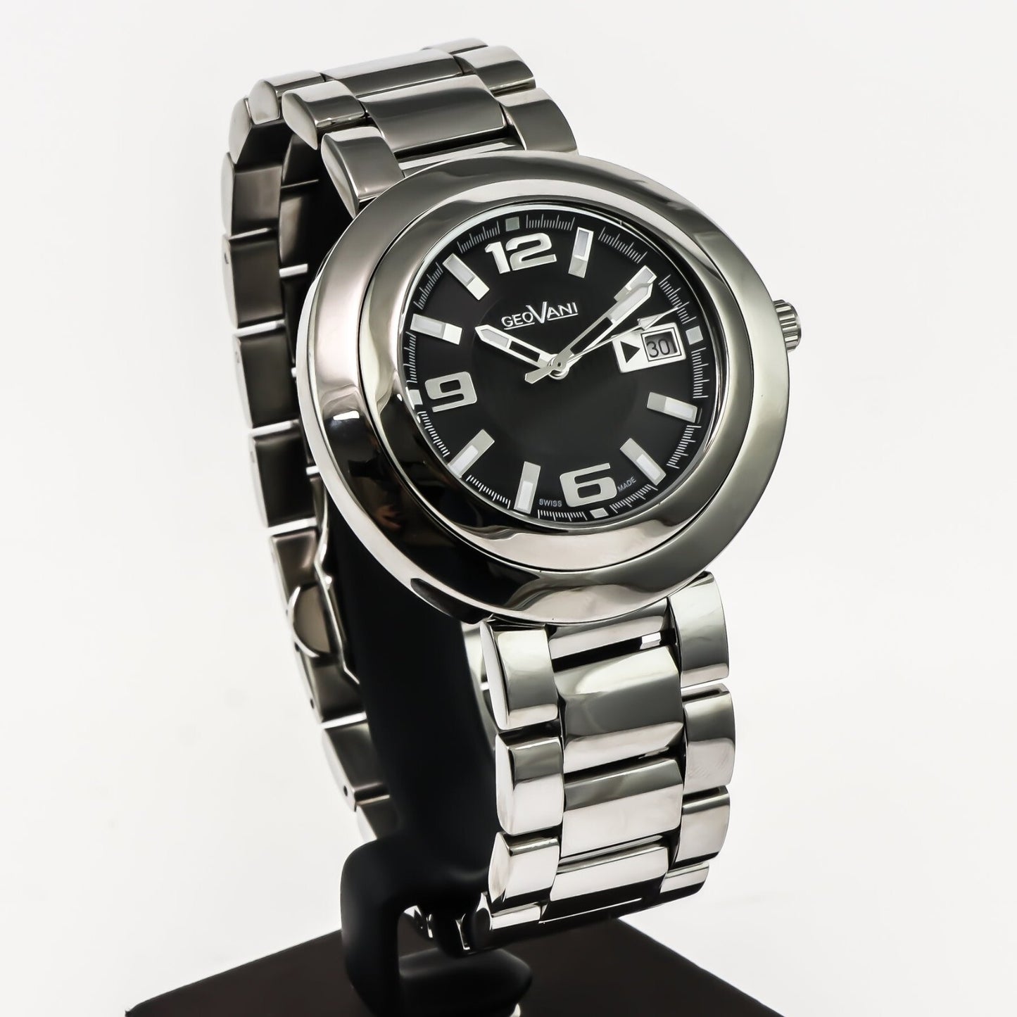 Geovani  • Swiss Watch • Stainless Steel • 44mm • Quartz • 3ATM • GOB511