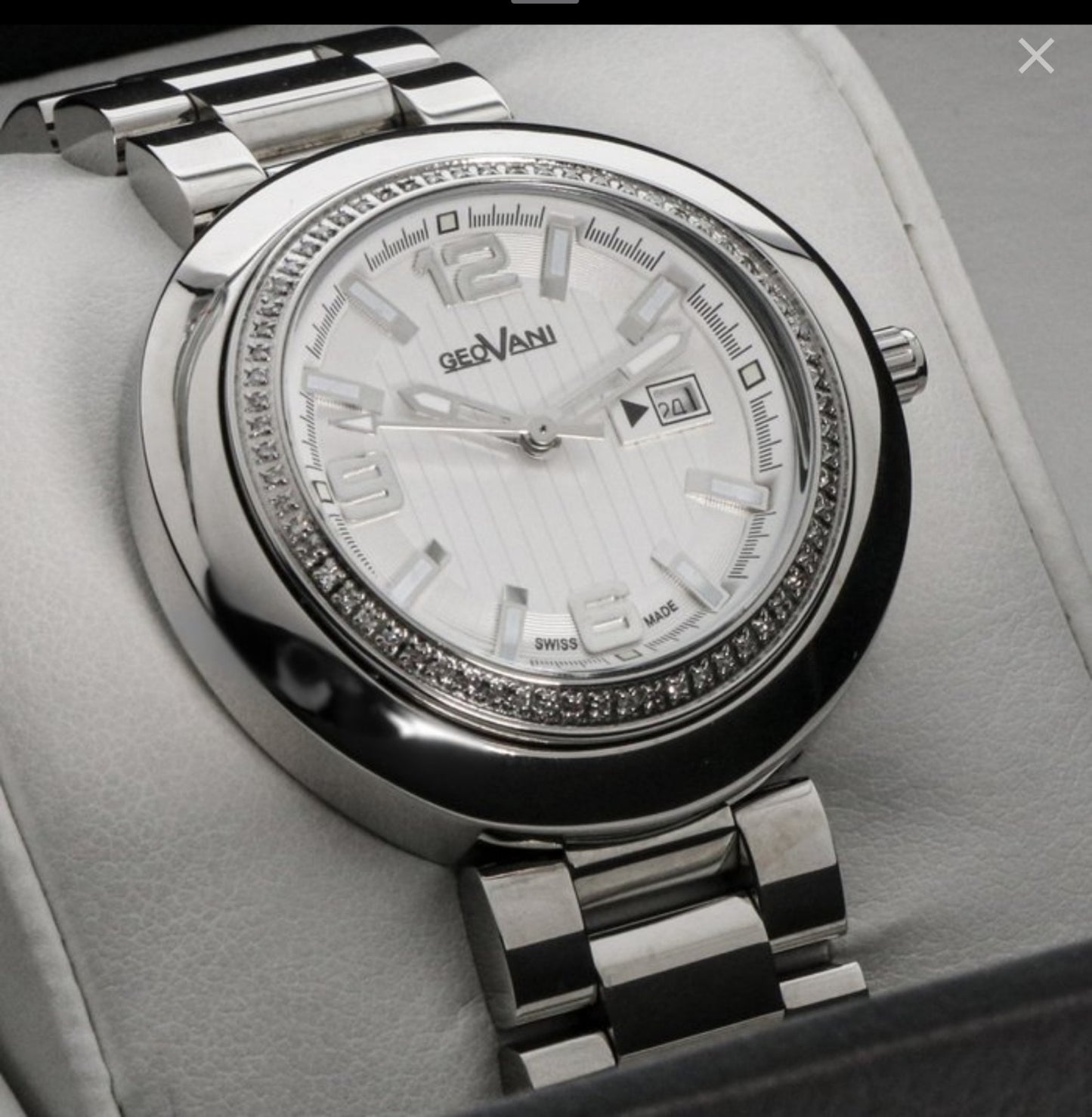 GEOVANI • Swiss Watch • Stainless Steel • Gemmed Bezel • 38mm Quartz 3ATM GOL511