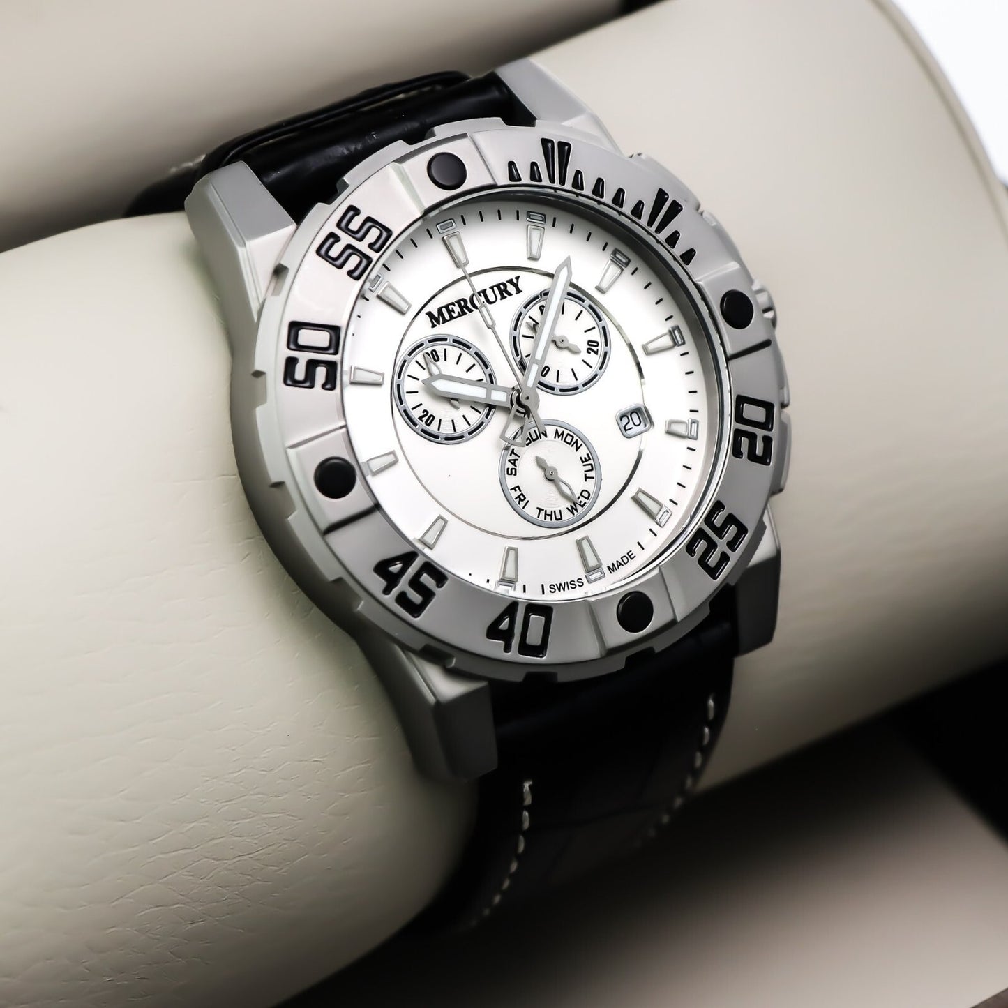 Mercury • 44mm • Swiss Chronograph • Date • 5 ATM • ME10225-SL-3