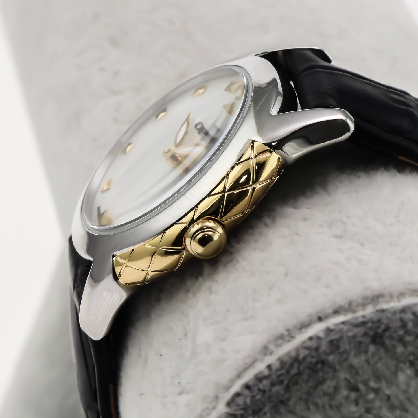 Optima • Swiss Watch • Stainless Steel • 31mm • Quartz • 5ATM • OSL381