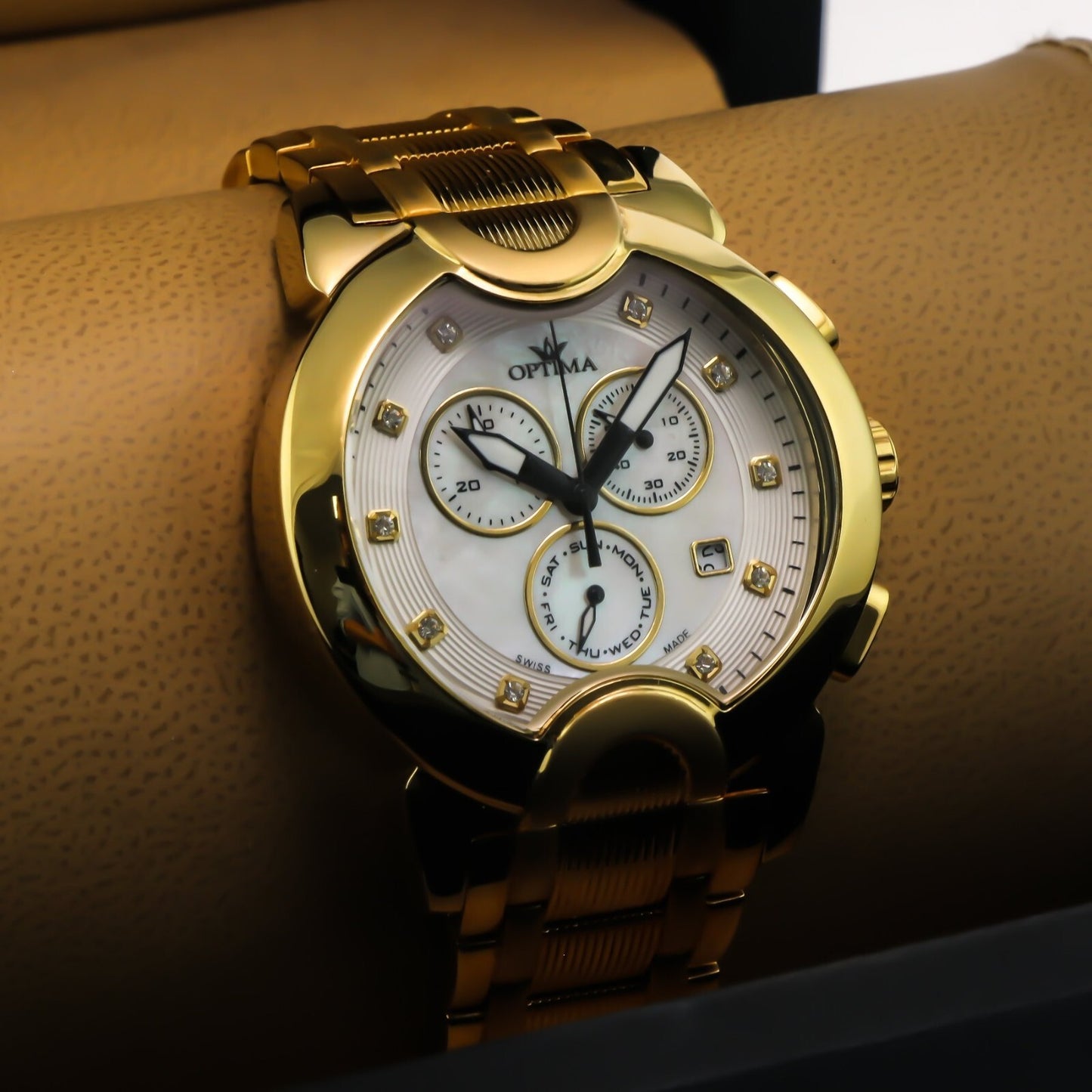 Optima • 45.9 mm • Swiss Chronograph • Date SubDay • WR 30M • OSC233-GG-7