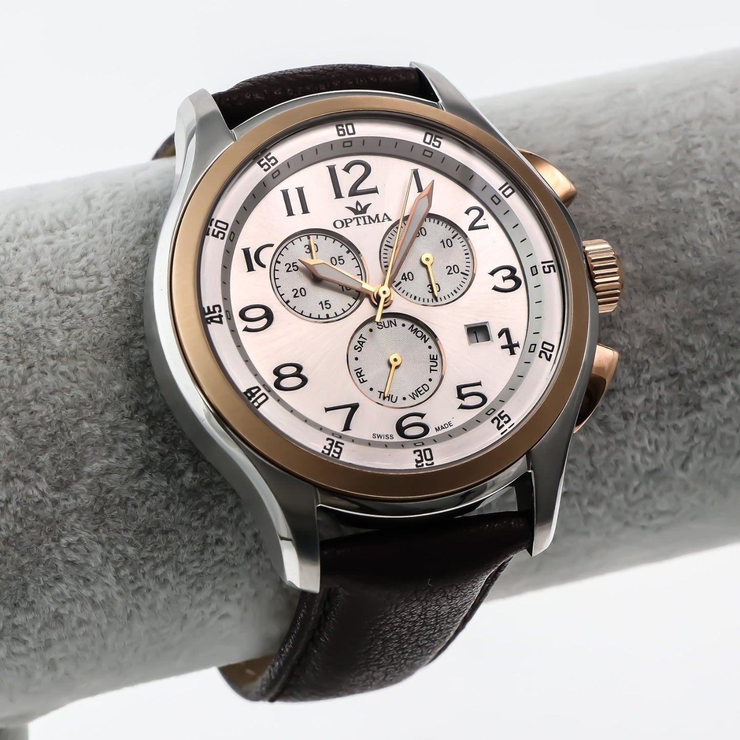 Optima • 44.15mm • Swiss Chronograph Watch • Date SubDay • WR50M • OSC376