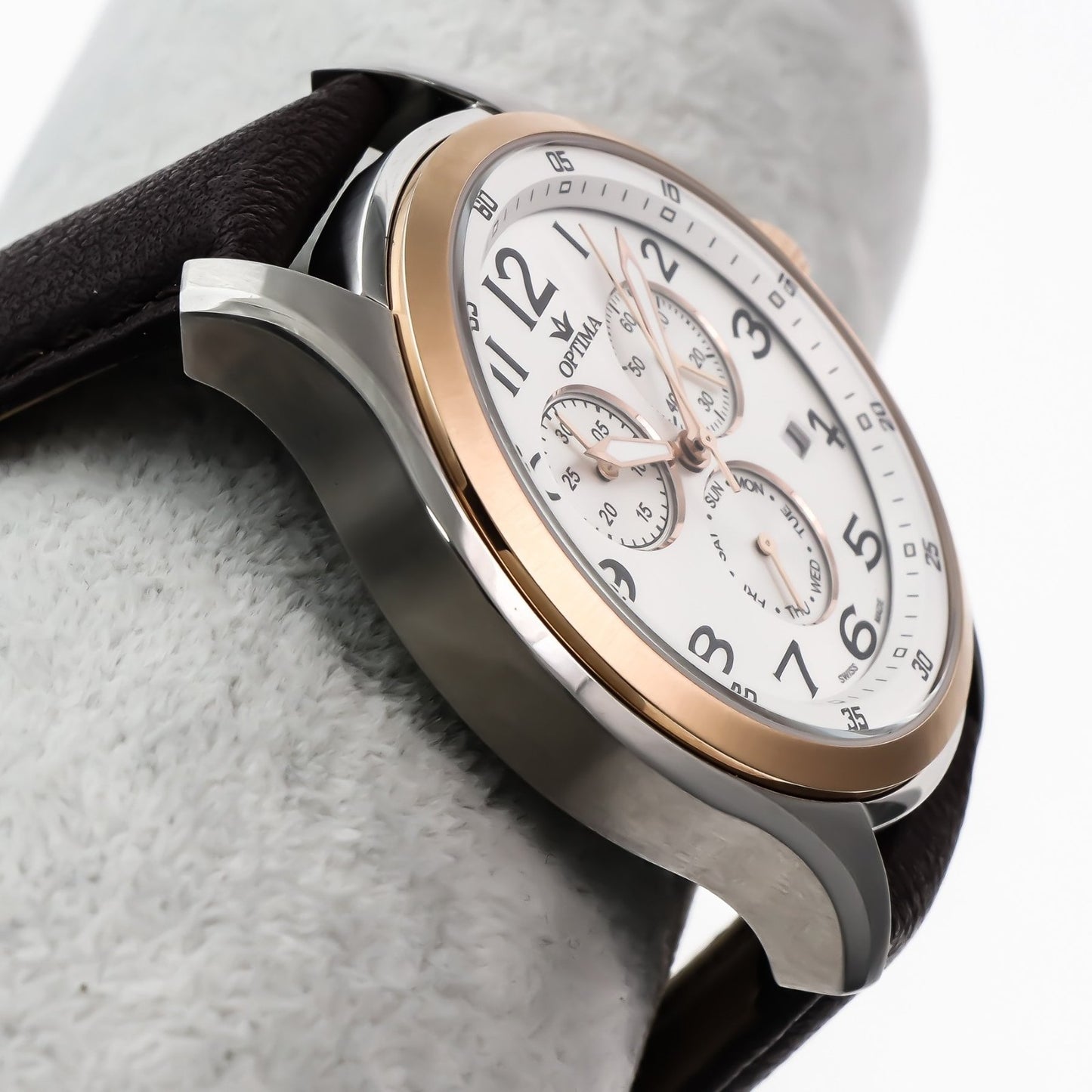 Optima • 44.15mm • Swiss Chronograph Watch • Date SubDay • WR50M • OSC376