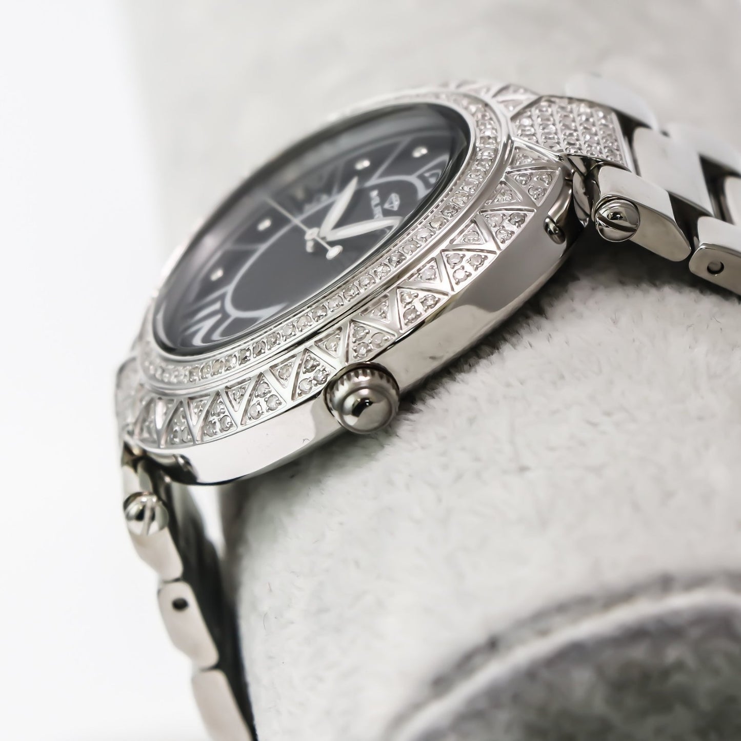 Murex • Swiss Diamond Watch • 198 SI White Diamonds 1.41ct • Quartz • MUL507